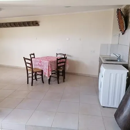 Atashis House * Kritou Terra